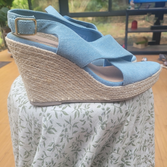 American Eagle wedges size 11 - Picture 2 of 8